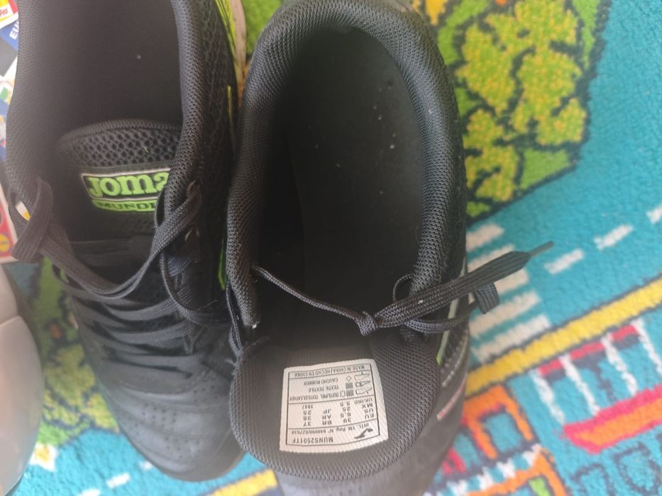 Pantofi fotbal Joma nr 39 stare foarte buna  100 ron