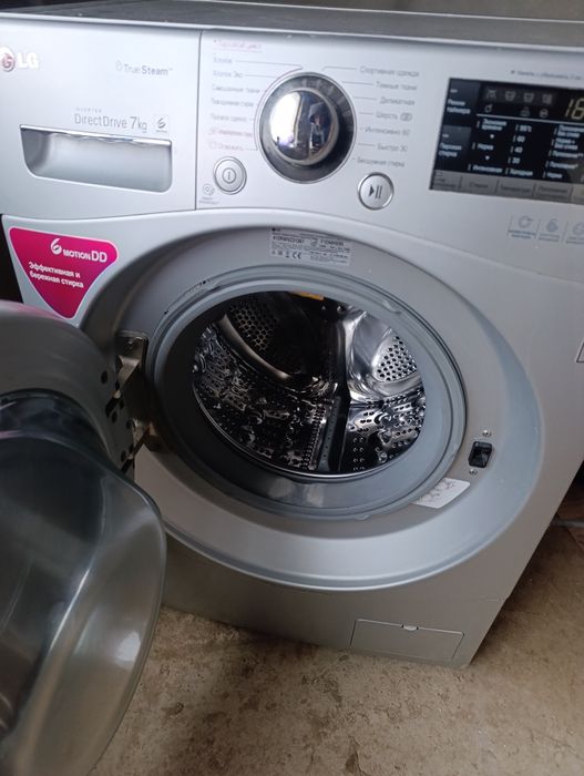 Продам стиральную машину LG