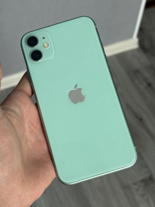 Продам комплект из двух iPhone 11
