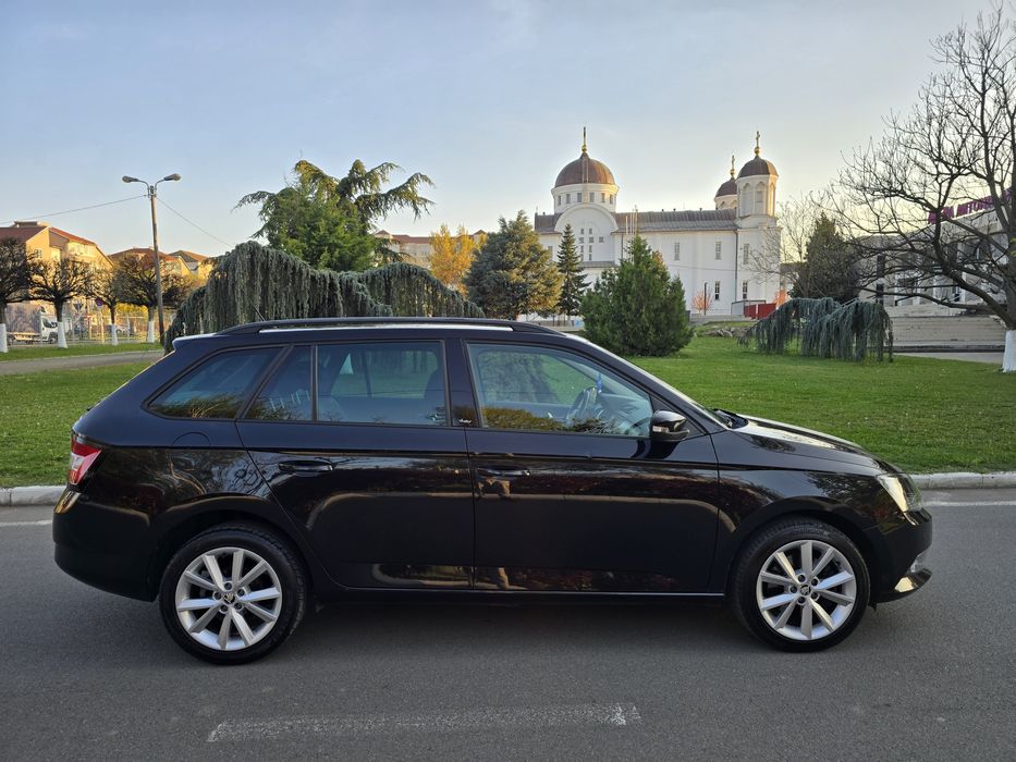 Skoda Fabia 3 Limited Edition 2017 1.4TDI 105CP Led Navi Încălzire Scaune Pilot Automat Alcantara Xenon  Senzori Parcare