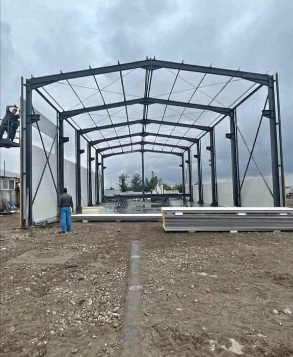 Hale Metalice, Garaje și Spații Depozitare – Construcții de la A la Z
​Căutați o soluție rapidă, durabilă și eficientă pentru spațiul dumneavoastră? R