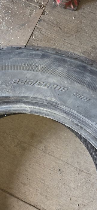 Продам комплект резины