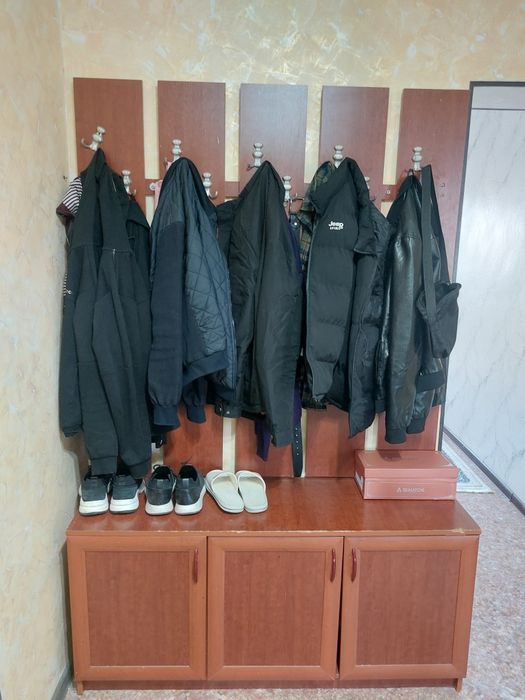 Продаётся прихожка