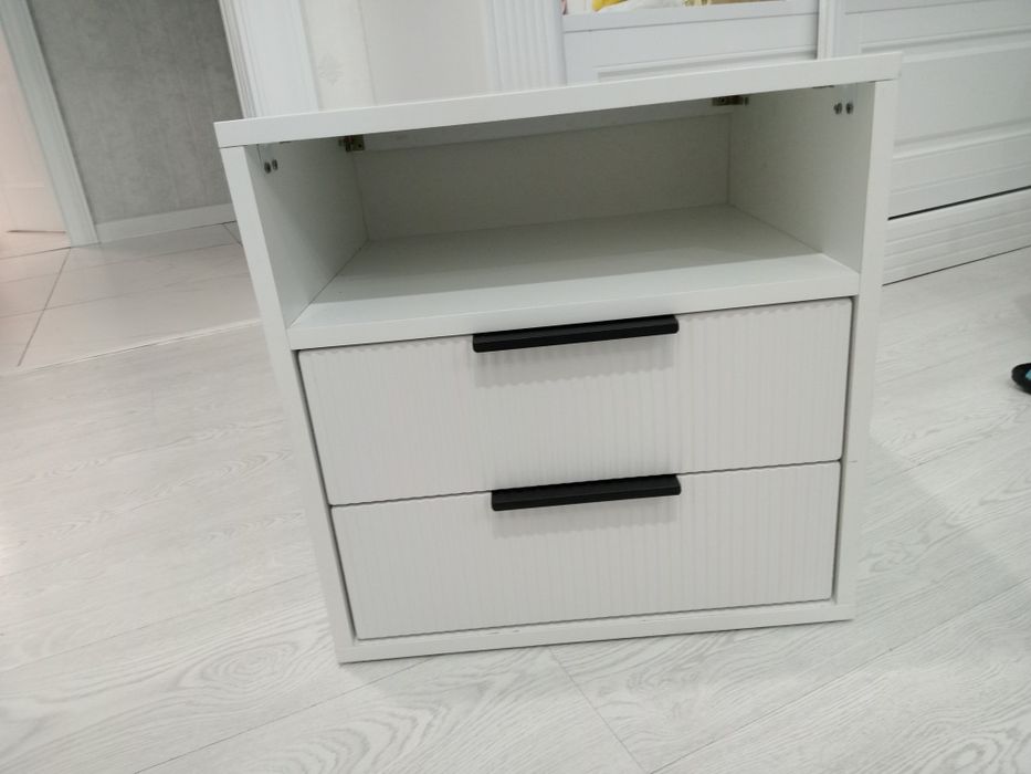 Продам тумбочки новые