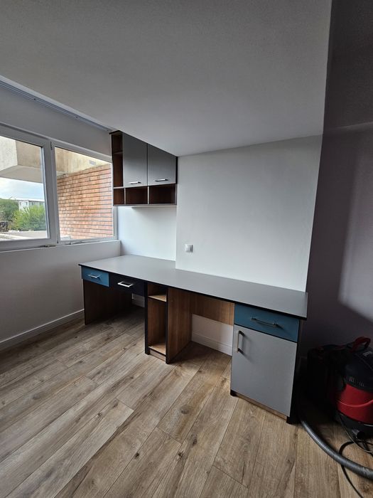Vând apartament situat central, 96 mp utili