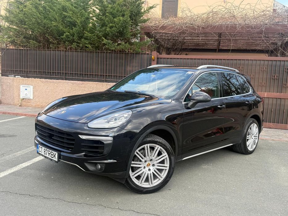 Porsche Cayenne Porsche Cayenne 3.0D panoramic, Bose, carbon, distronic