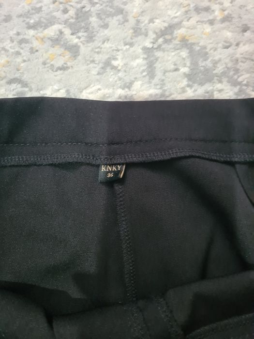 Pantaloni eleganți mărimea S