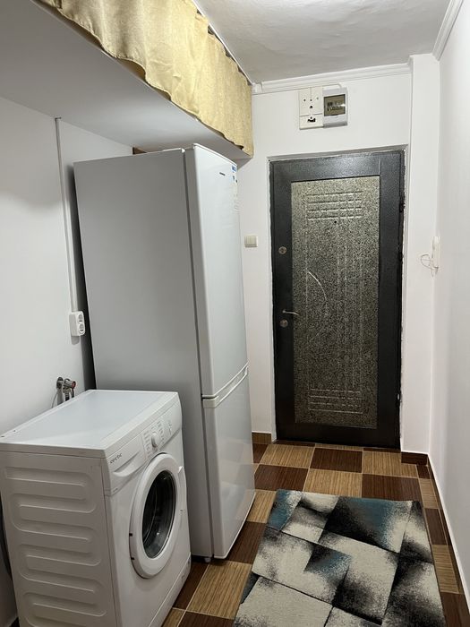 Inchiriez apartanent cu 2 camere, zona Craiovei, langa Kaufland