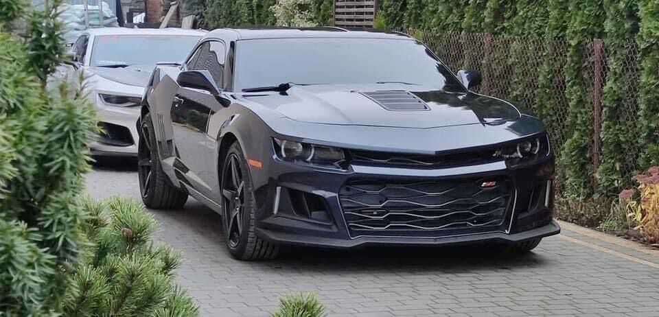 Предна броня ZL1 стил за Chevrolet Camaro 10-15 с визията след 2016-