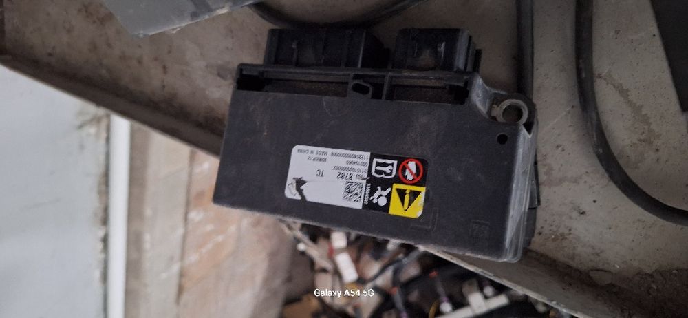 Jentra provotka polni