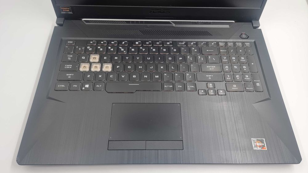 Laptop Asus A706IH [Amanet Club Caro]