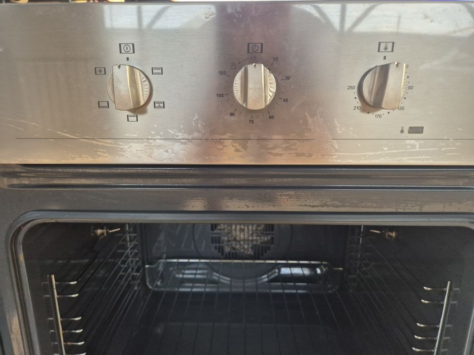 Продам духовку в отличном состоянии