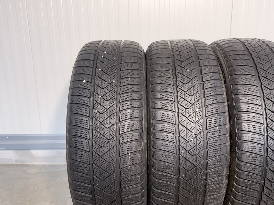 245/50/19 зимни гуми PIRELLI SOTOZERO 3 RunFlat
