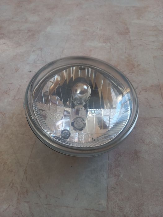 Harley Davidson  V-Rod фар