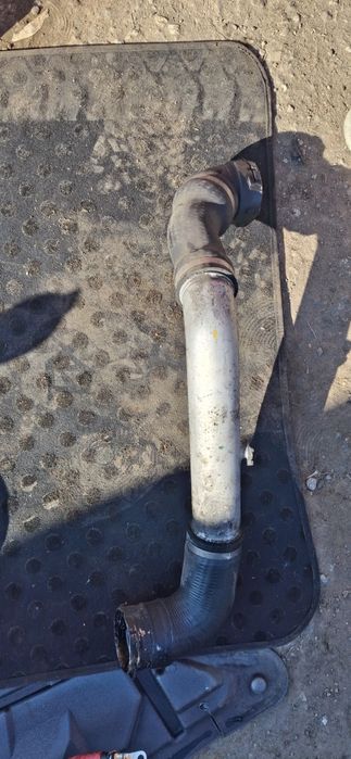 Въздуховодна  тръба до кулера за BMW Е 60 E61 530D 235HP  M57
БМВ Е60