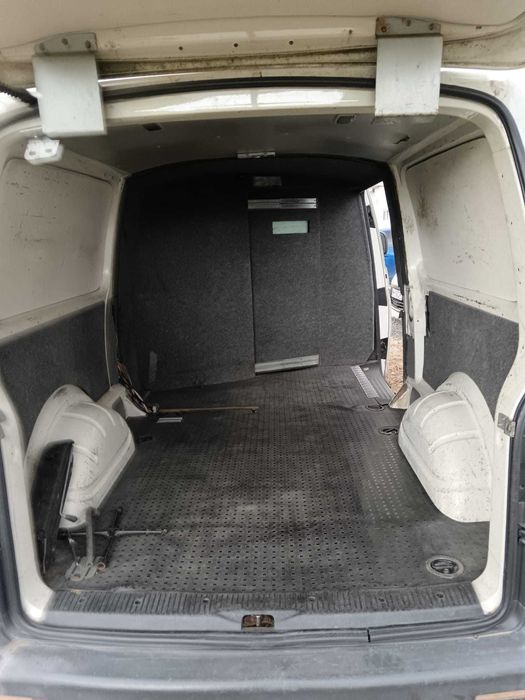 VOLKSWAGEN Transporter 2009 — imagine 3
