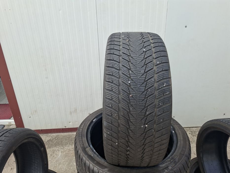 150 lei bucata! De vanzare anvelope M+S/IARNA 235 35 r19 Michelin/ 245 40 r19 Atlas / 235 40 r19 Falken