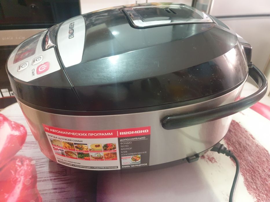 Мультиварка Redmond