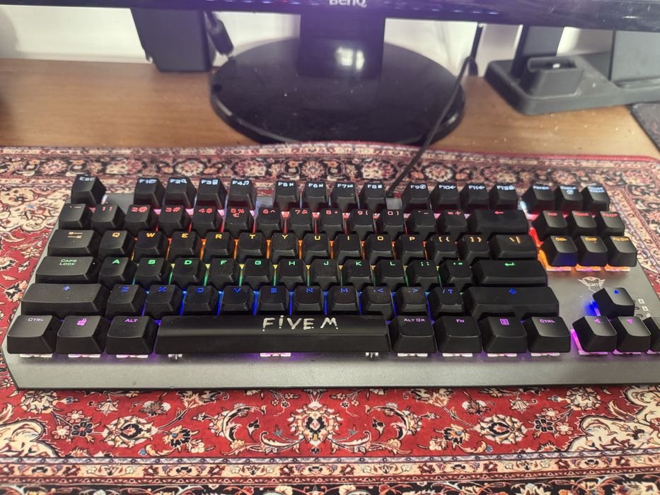 Настолен Компютър