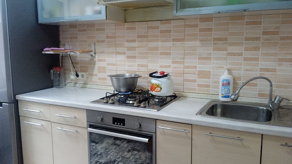 4х комнатная квартира в городе Кунаева.