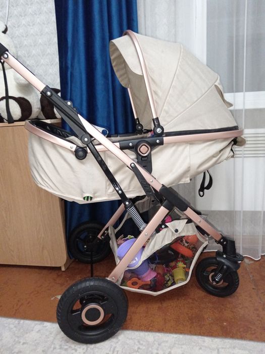 Продам коляску...