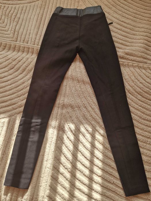 Дамски дънки и клинове