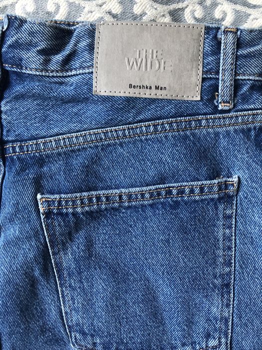 Продам джинсы мужские