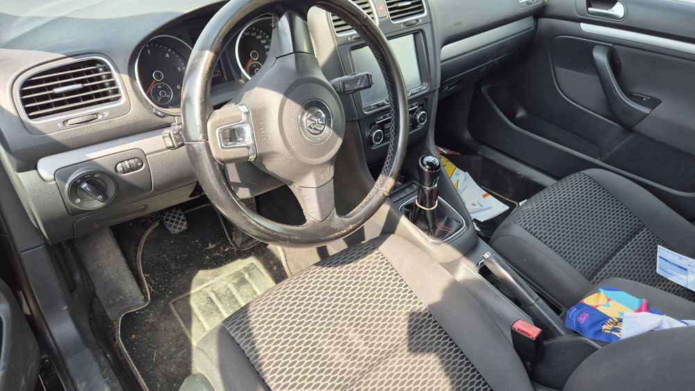 Dezmembram Volkswagen Golf 6 Combi 2011 1.6tdi CAY Euro 5