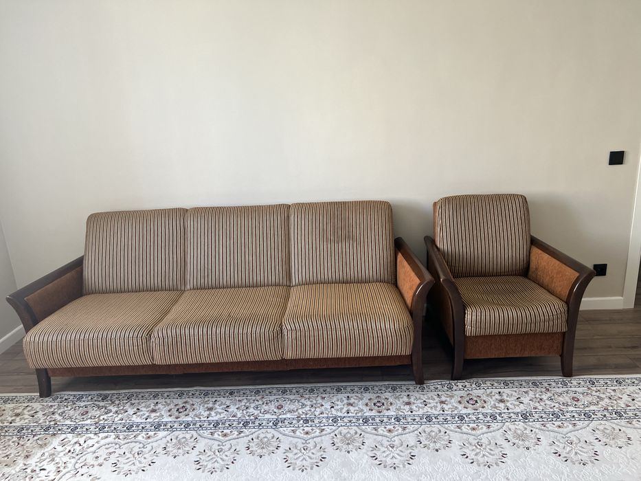 Продам Белорусский диван срочно