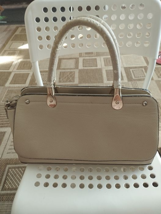 Сумки сумки объемные и средние