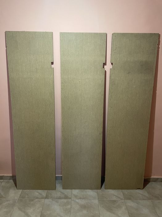 Продавам дървени плоскости и врати от гардероб