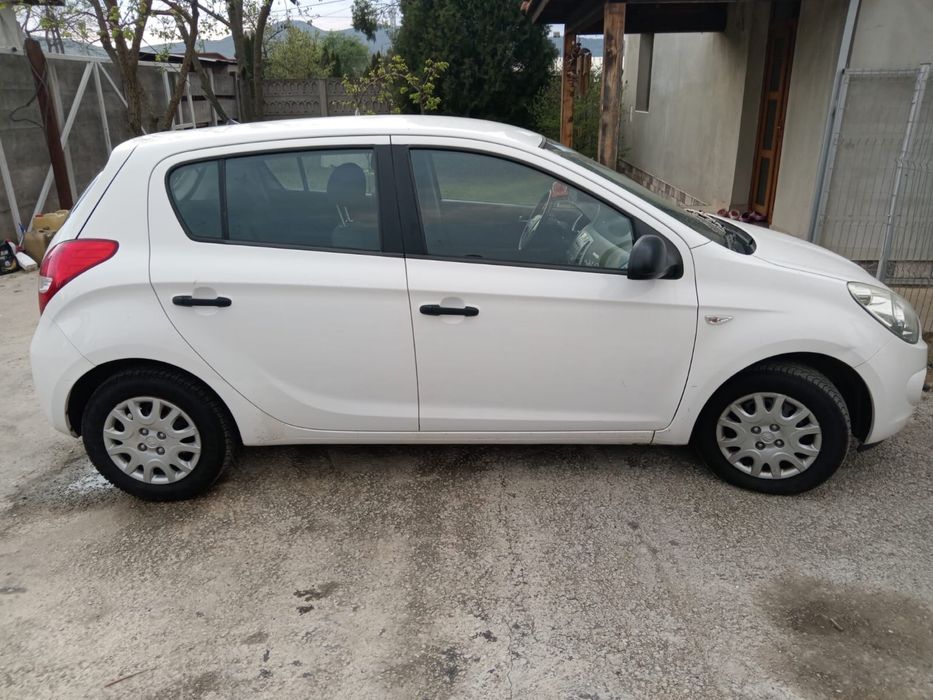 HYUNDAI i20 2012 — imagine 2