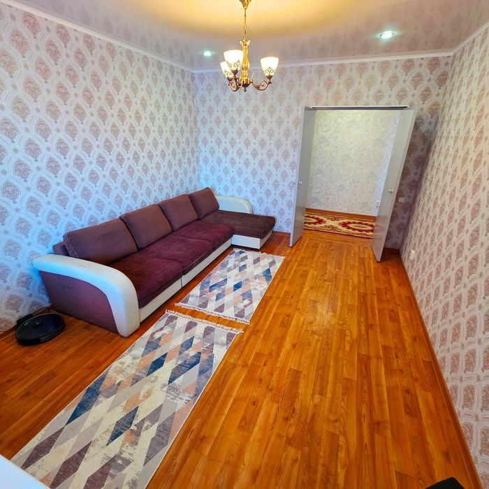 Двушка на Кольце 2 этаж не угловая 17,5 млн Торг за наличку