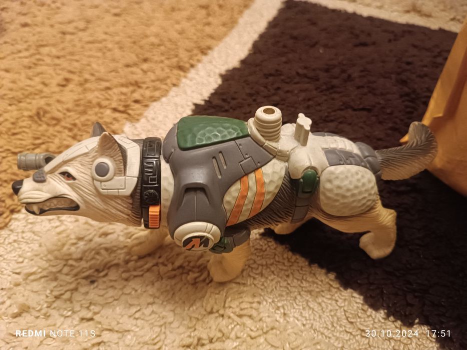 Lup cu baterii action man