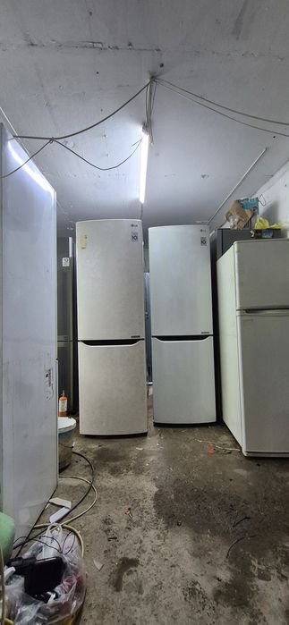 Холодильник  доставка 10000