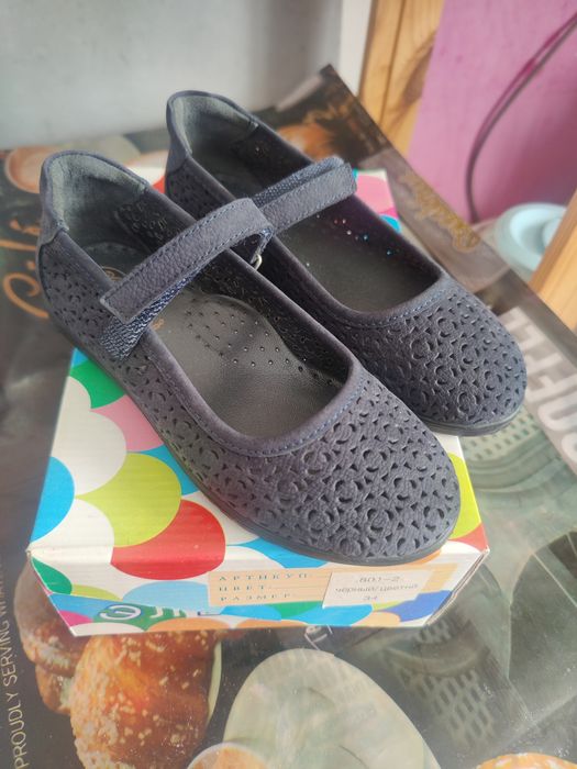 Продам туфли замша