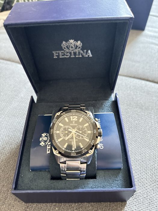 Часовник Festina F16680/4