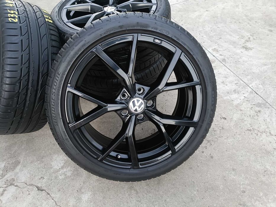 Roti vara 19 oem vw passat B8 CC 235 40 19 bridgestone potenza 7,8 mm