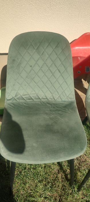 Vând set de 4 scaune bucătărie/living verde smarald