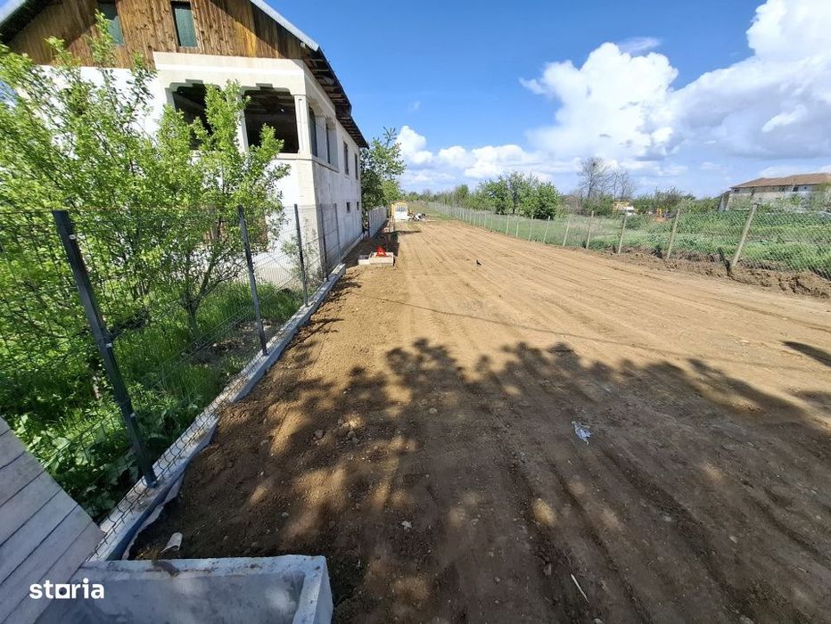 Teren Ultracentral Comuna Cosoveni – 2.290 mp | Utilitati + Dotari C
