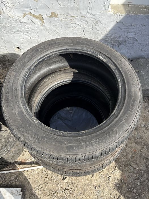 продам резину R17