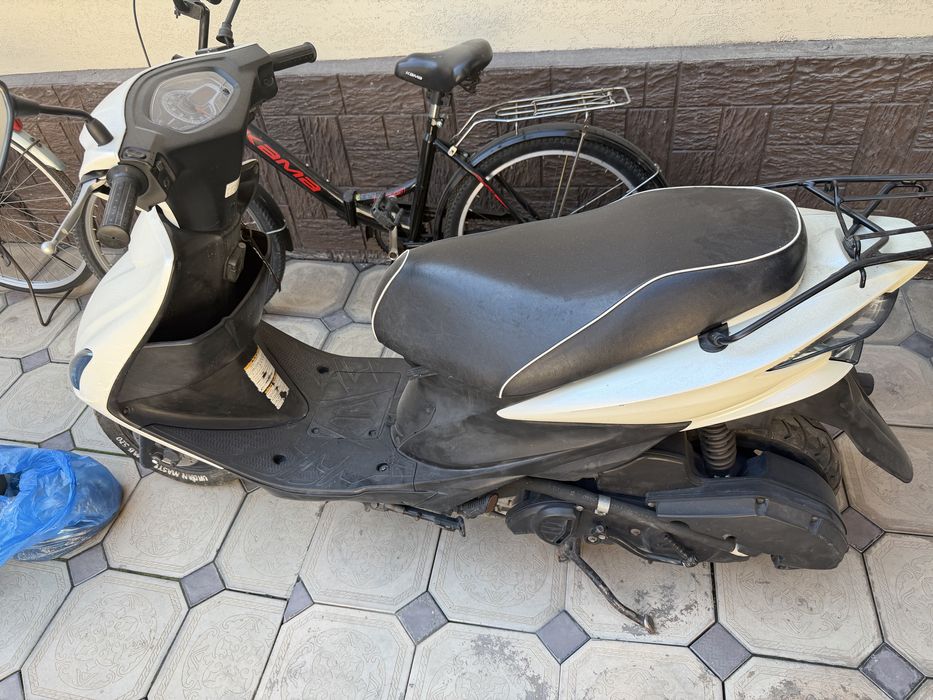 Продам мопед на бензине