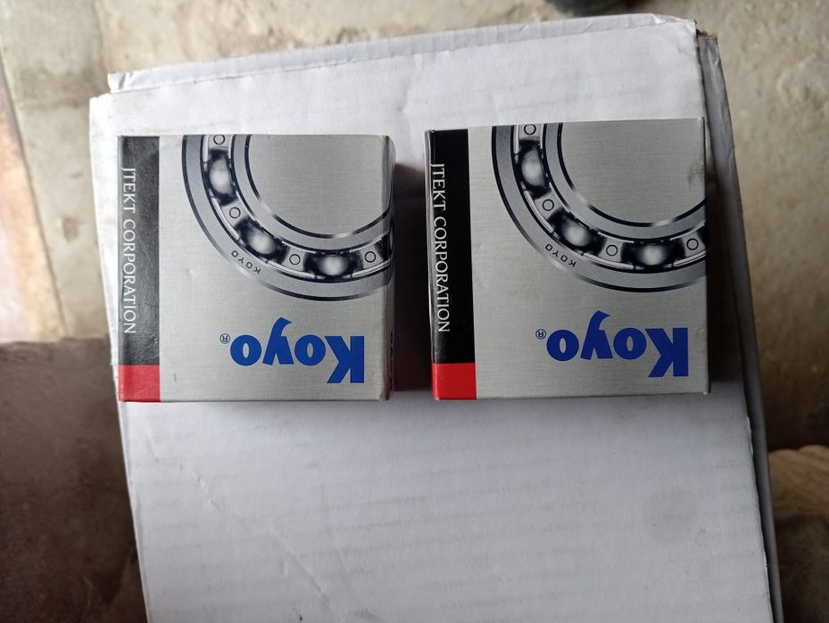 Амортизаторы,стойки,комплект И опорные подшибники