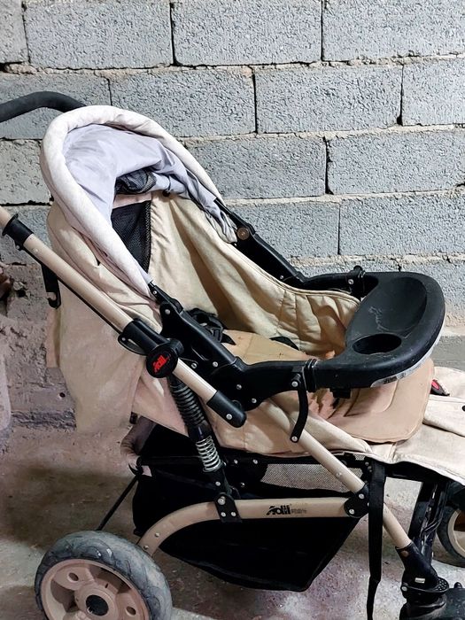 Большая, детская коляска в отличном состоянии