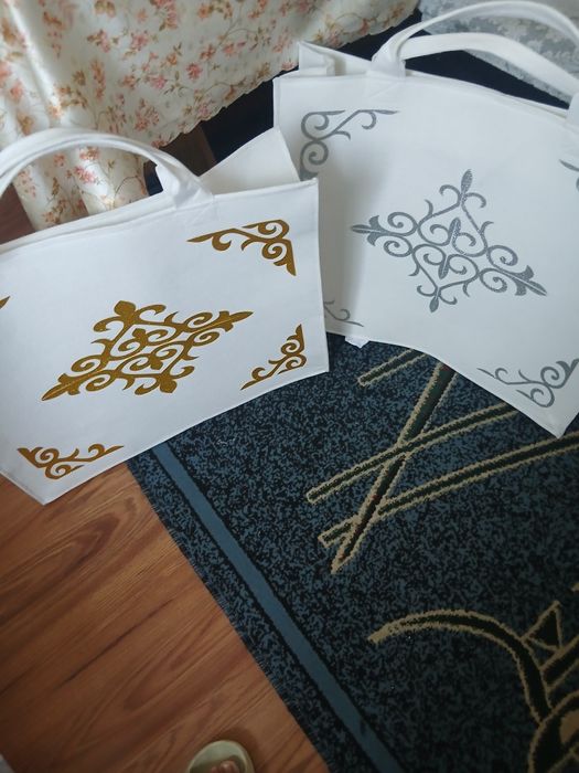 Продаю сумки для құдалық новые