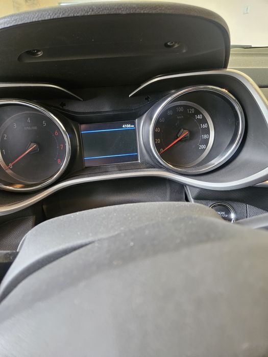 Traker redlayn pazitsa 2025 yili pachka qora rang