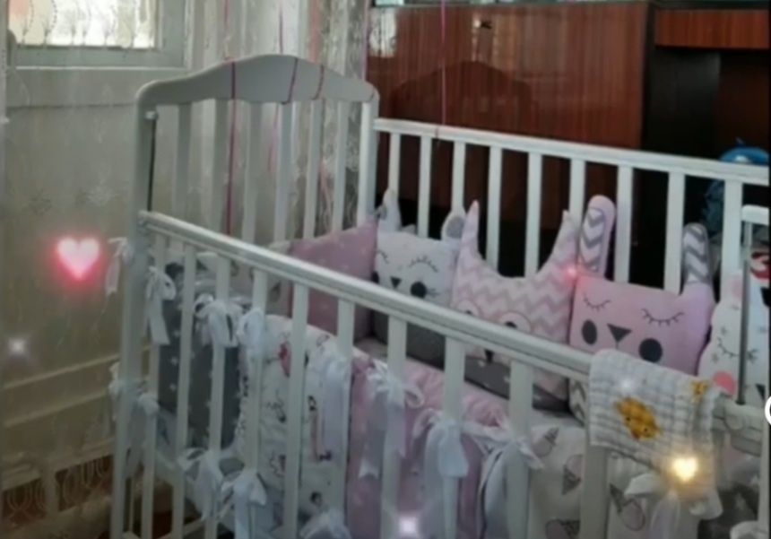 Детская кроватка