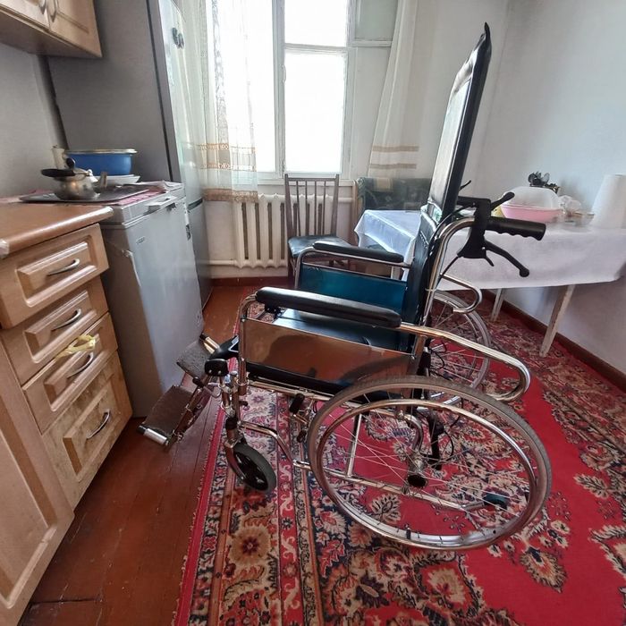 Инвалидная коляска