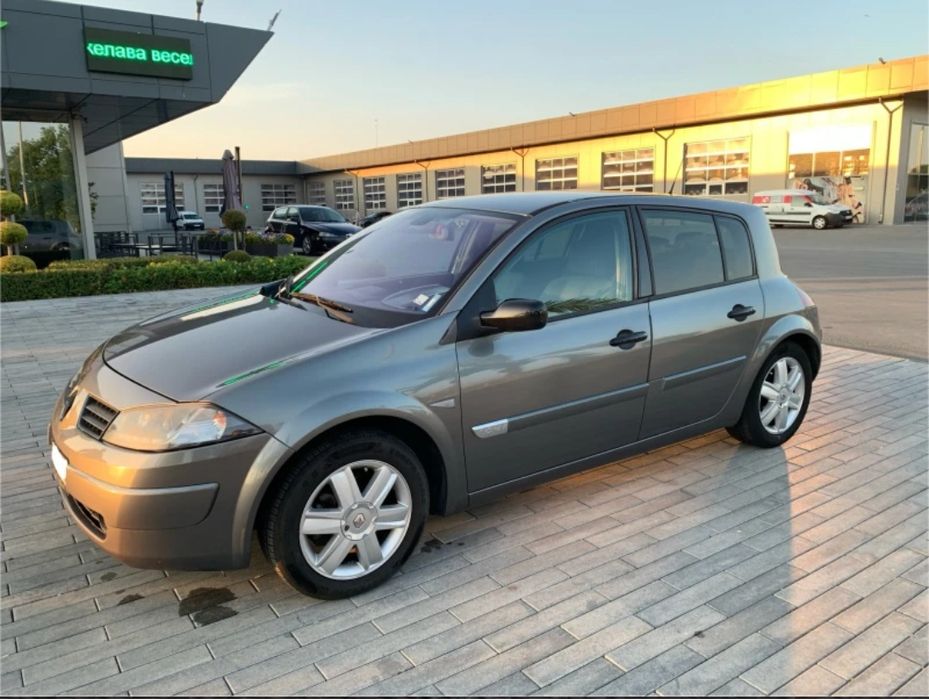Продавам Рено Меган 1.6 Renault Megane