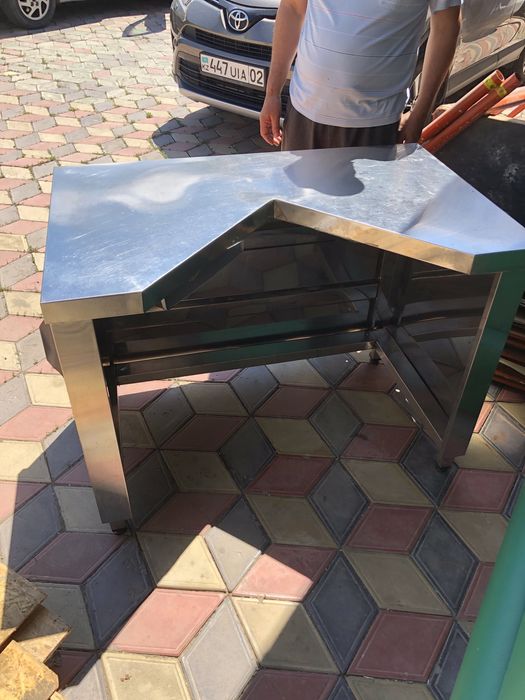 Линия раздачи кассовый стол